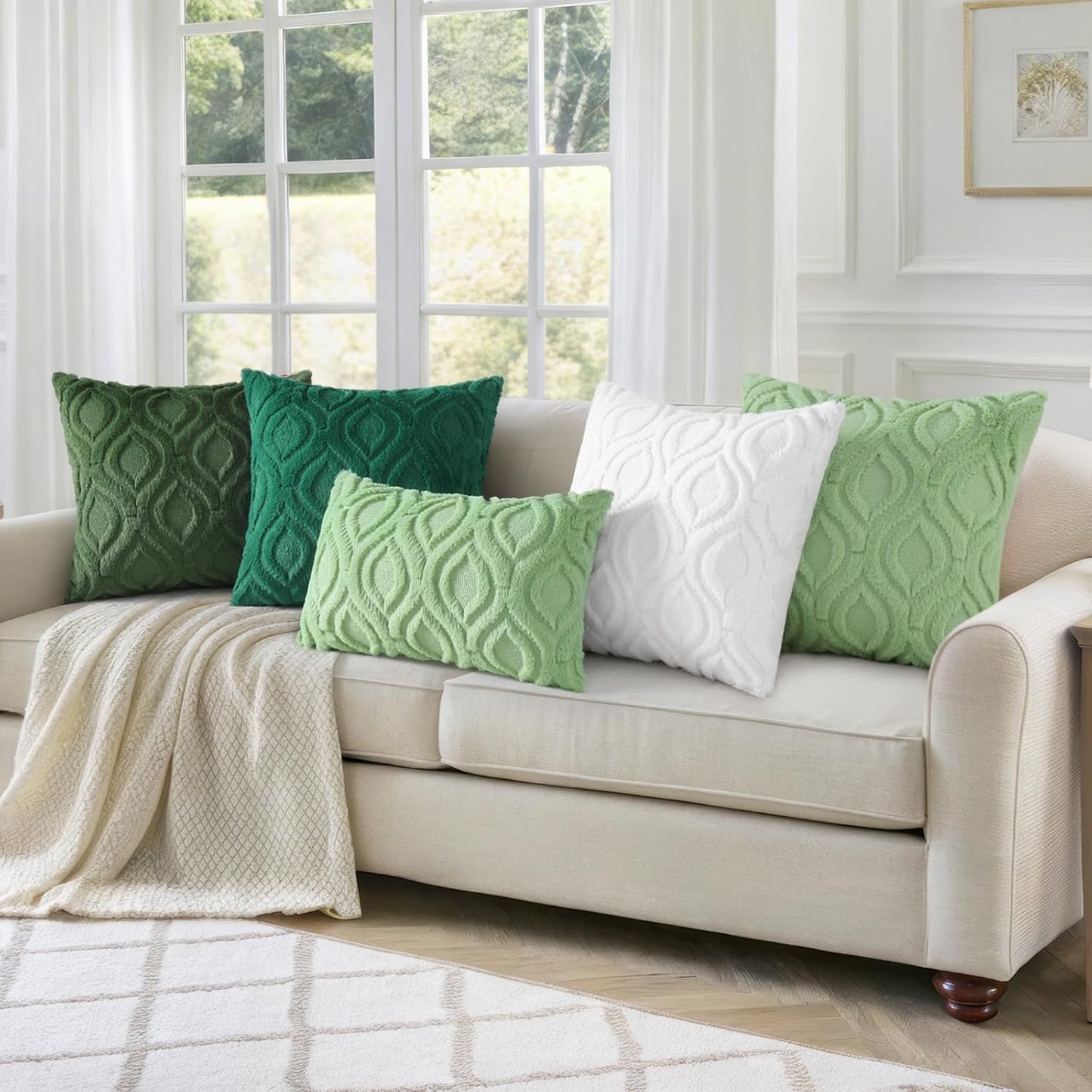 decorUhome Fall Throw Pillow Covers 22x22 Inch Set of 2, Soft Plush Decorative Faux Fur White Solid Couch Pillow Covers, Accent Farmhouse Neutral Square Euro Pillow Cases for Sofa Bed Living Room