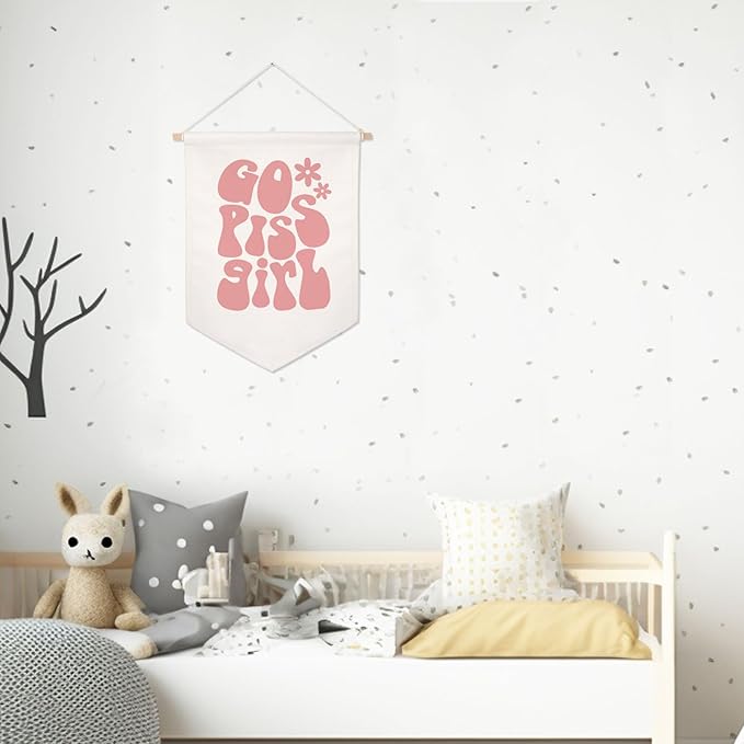 Go Piss Girl Wall Hanging Banner Trendy Wall Art Funny Cute Gift Idea Apartment Decor Pink Bathroom Decor Aesthetic Room Decoration Funny Retro Wall Banner Dorm Room Decor Preppy Girl Wall Art