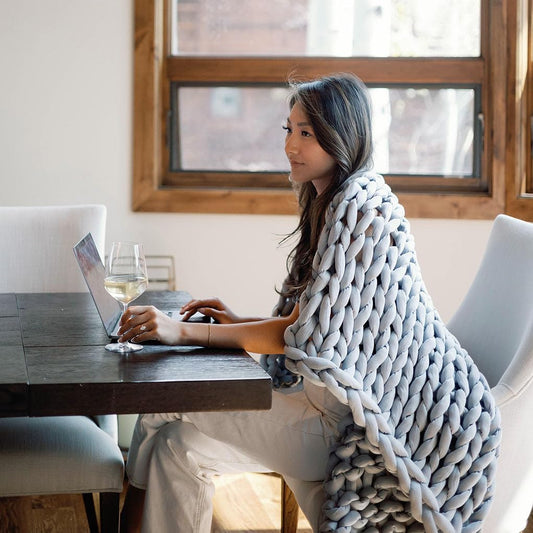 Nuzzie Chunky Knit Weighted Blanket - Breathable, Cooling, Hand Made Knit Throw Blanket for Sleep - Machine Washable, Stylish Decor Design (Misty Grey, Queen | 22lbs | 60"x80")