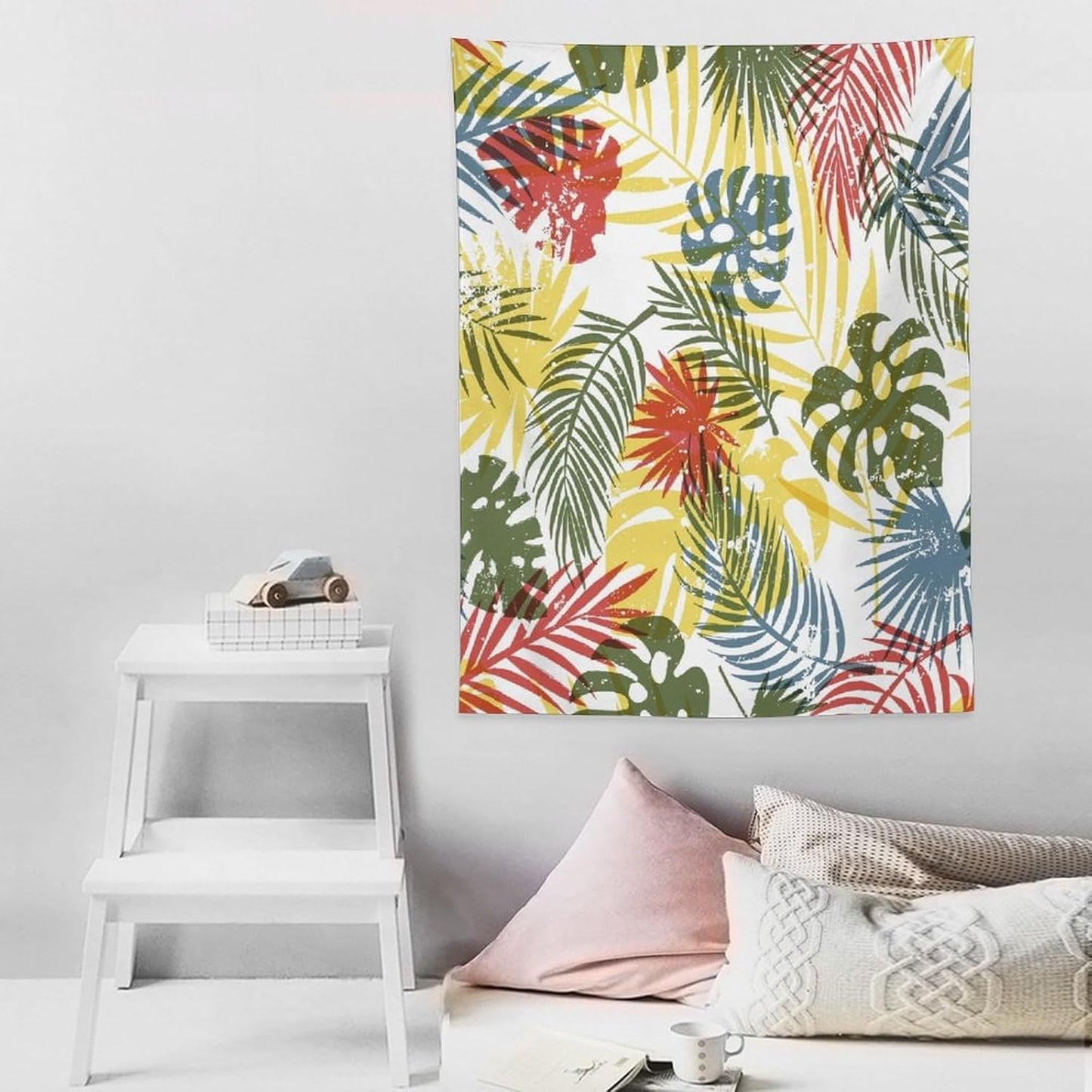 ICMOLYYENLO Boho Green Leaves Tapestry, Mid Century Abstract Tropical Palm Leaves Modern Minimalist Geometric Wall Hanging, Neutral Home Decor Art for Living Room Bedroom Dorm 60x60 Inch