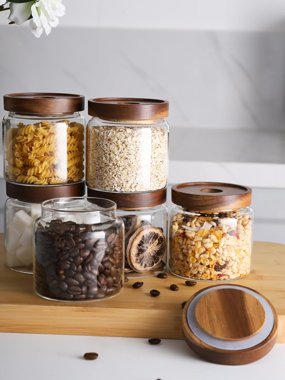 Kanwone Glass Storage Jars Set of 6, 17 Ounce Airtight Food Storage Containers with Bamboo lids, Clear Glass Canisters for Pantry, kitchen, Flour, Sugar, Tea, Coffee, Snack, Spice and Herbs