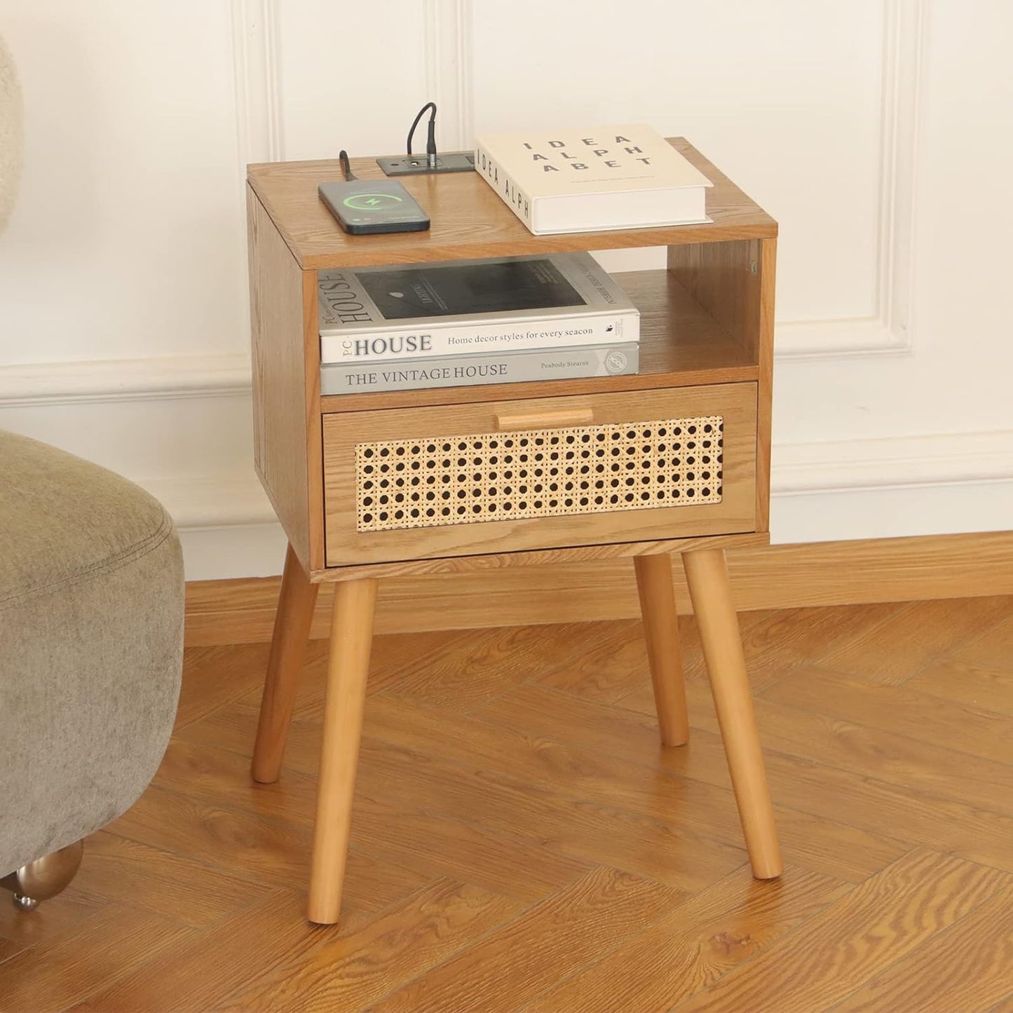 MaxSmeo Mid Century Modern Nightstand with Charging Station, Bedside Tables with Rattan Drawer, Small Wood Nightstand Side Table for Living Room,Bedroom (Brown)