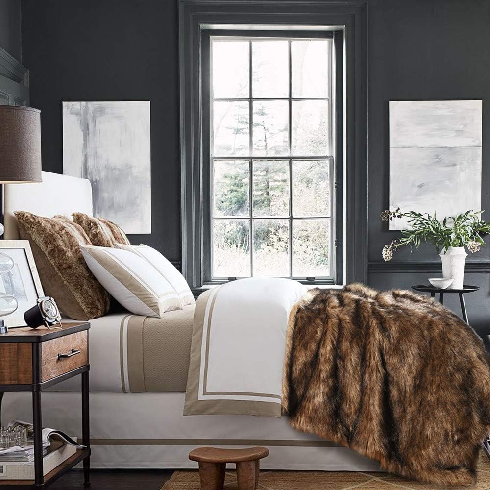 Luxury Plush Faux Fur Throw Blanket, Long Pile Brown with Black Tipped Blanket, Super Warm, Fuzzy, Elegant, Fluffy Decoration Blanket Scarf for Sofa, Armchair, Couch and Bed, 60''x 80''