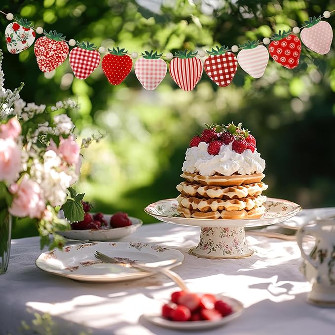 Strawberry Felt Banner Garland Decor Vintage 3D Strawberry Hanging Garland with Wooden Beads for Back to School Birthday Party Baby Shower DIY Home Wall Fireplace Decor(Bright)