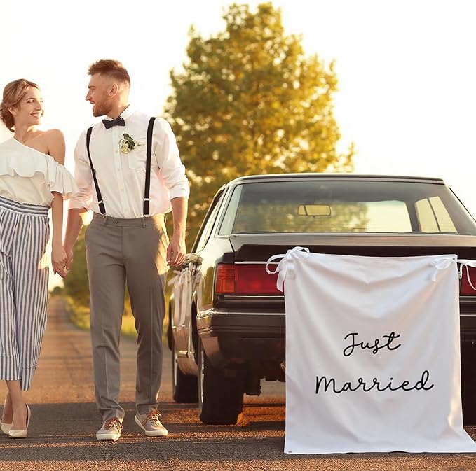 Oudain 29x39 Inch Just Married Burlap Banner, Wedding Fabric Backdrop with Ribbons and Hooks, Rustic Boho Photo Props Sign for Wedding Marriage Party Indoor Outdoor Wall Hanging Decoration
