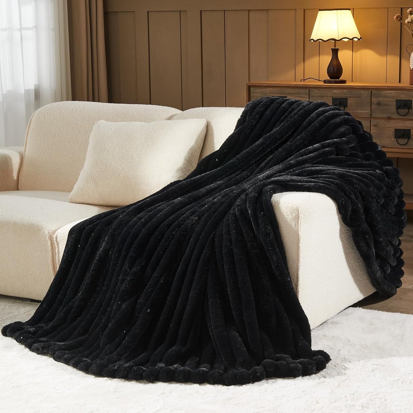 NEWCOSPLAY Faux Fur Twin Blanket Black 3D Ribbed Plush Thick Warm Blanket for Couch Sofa Bed 850GSM (Black Ribbed, Twin(60"x80"))