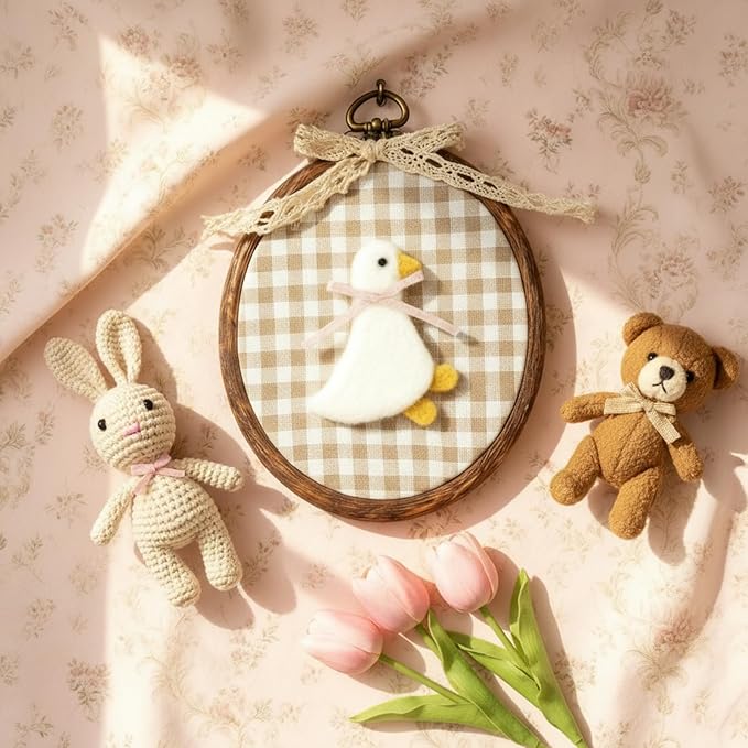 Soulchen Felted Goose Nursery Wall Decor Cute Vintage Silly Goose Wall Art Decorative Artwork for Nursery Bathroom Living Room Baby Room Bedroom Farmhouse Decoration