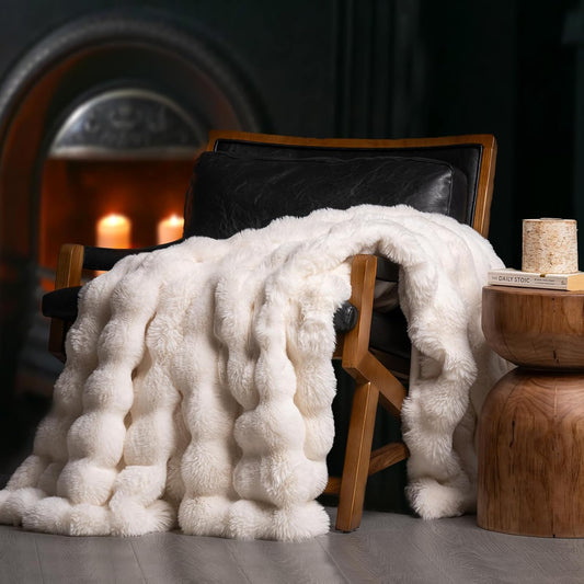 EVERGRACE Ultra Soft Luxury Fluffy Ridgeline Faux Rabbit Fur Throw Blanket, Thick Warm Bubble Throw for Bed, Cozy Plush Reversible Blankets for Couch, Chair, Sofa, Ivory White, 50x60 Inches, 870 GSM