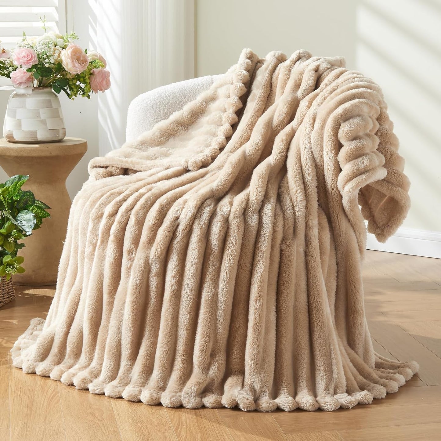 NEWCOSPLAY Super Soft Twin Blanket Brown Premium Silky Flannel Fleece 3D Ribbed Jacquard Lightweight Bed Blanket All Season Use (Brown Ribbed, Twin(60"x80"))