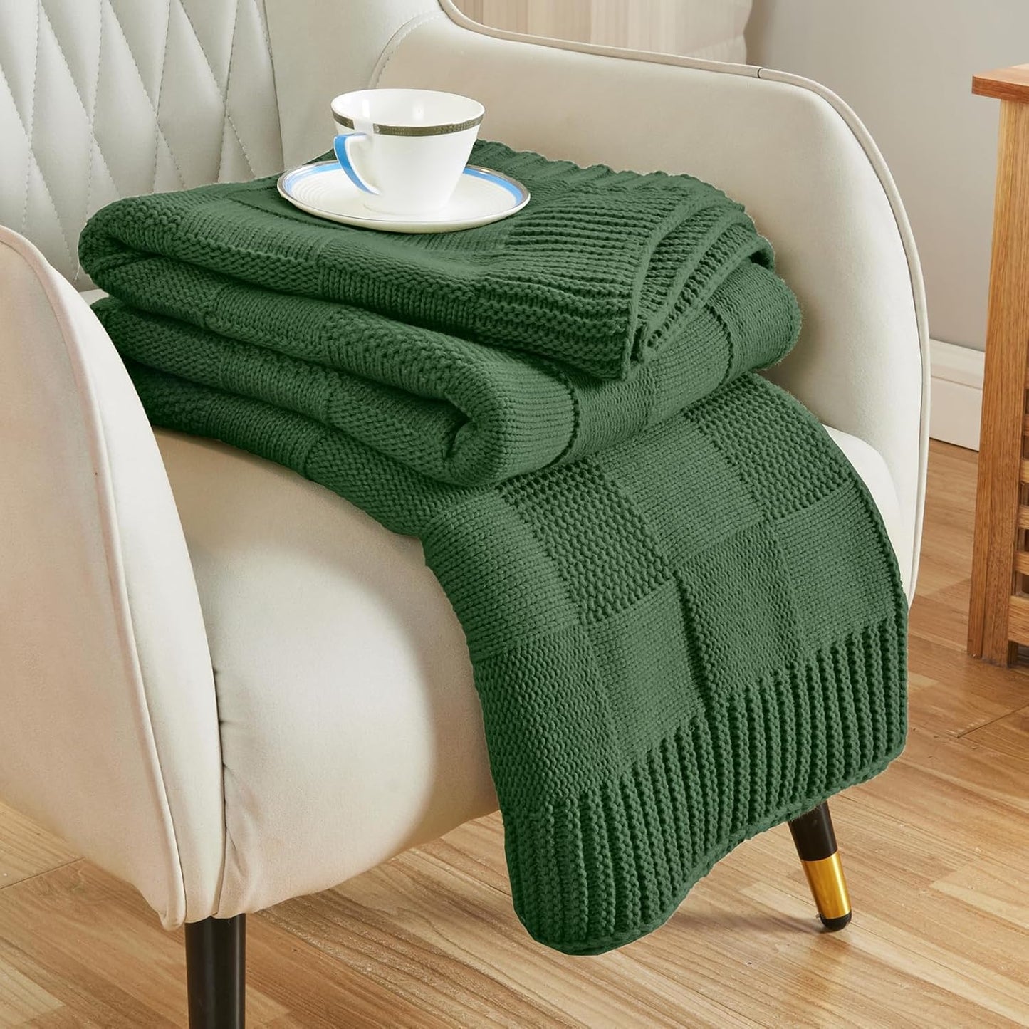 CozeCube Knit Throw Blanket,Christmas Green Checkered Bedroom Blanket for Couch,Soft Cozy Warm Knitted Blanket for Bed Sofa Living Room,Decorative Spring Fall Throw Blanket 50"X60",Christmas Green