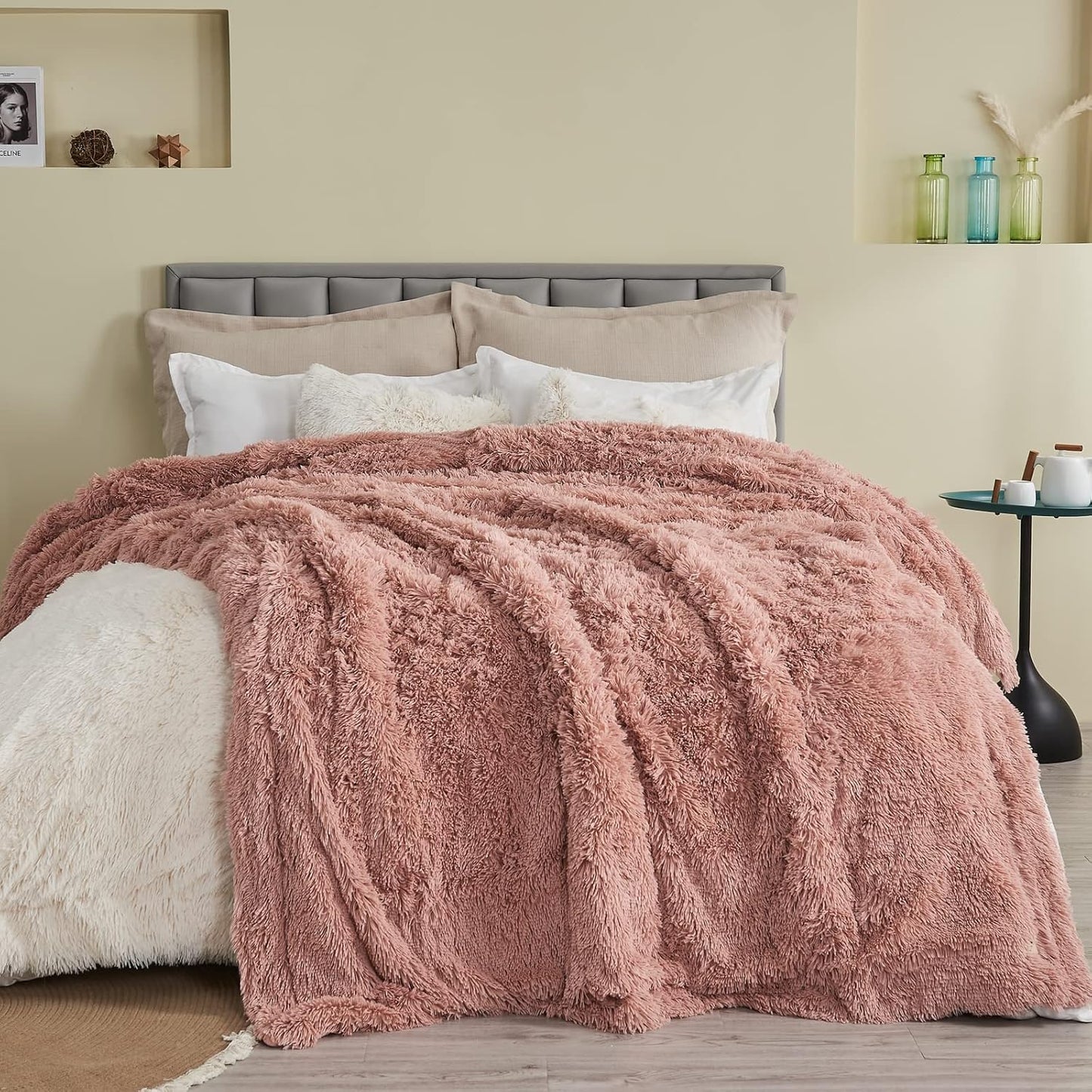 GONAAP Fuzzy Faux Fur Throw Blanket Queen Size Pink Super Soft Cozy Plush Fuzzy Shaggy Blanket for Couch Sofa Bed (Pink, Queen(90"x90"))