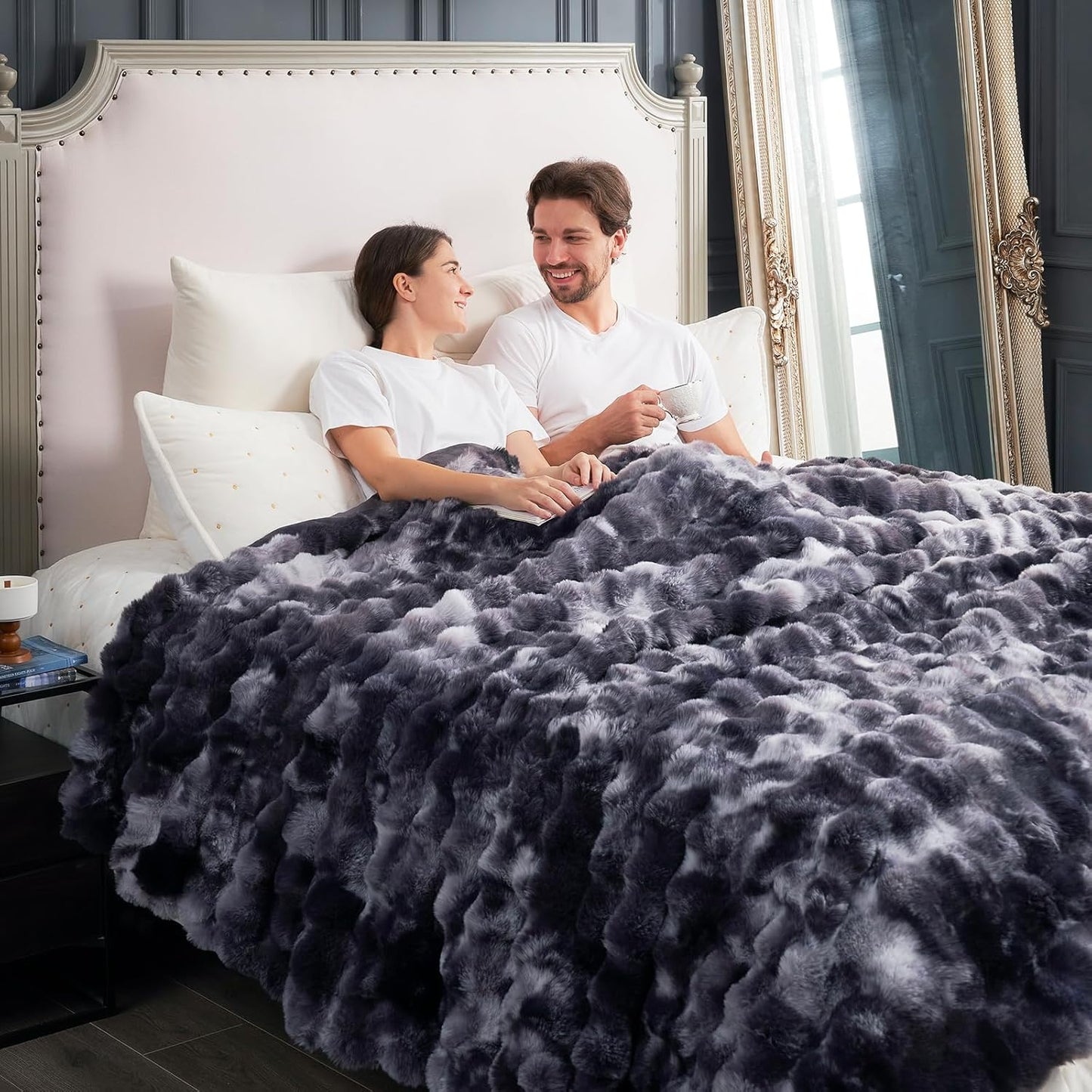 Cozy Bliss Faux Fur Throw Blanket for Couch, Fuzzy Soft Plush Thick Bubble Blanket for Sofa Bedroom Living Room, 90 * 90 Inches Tie Dye Black