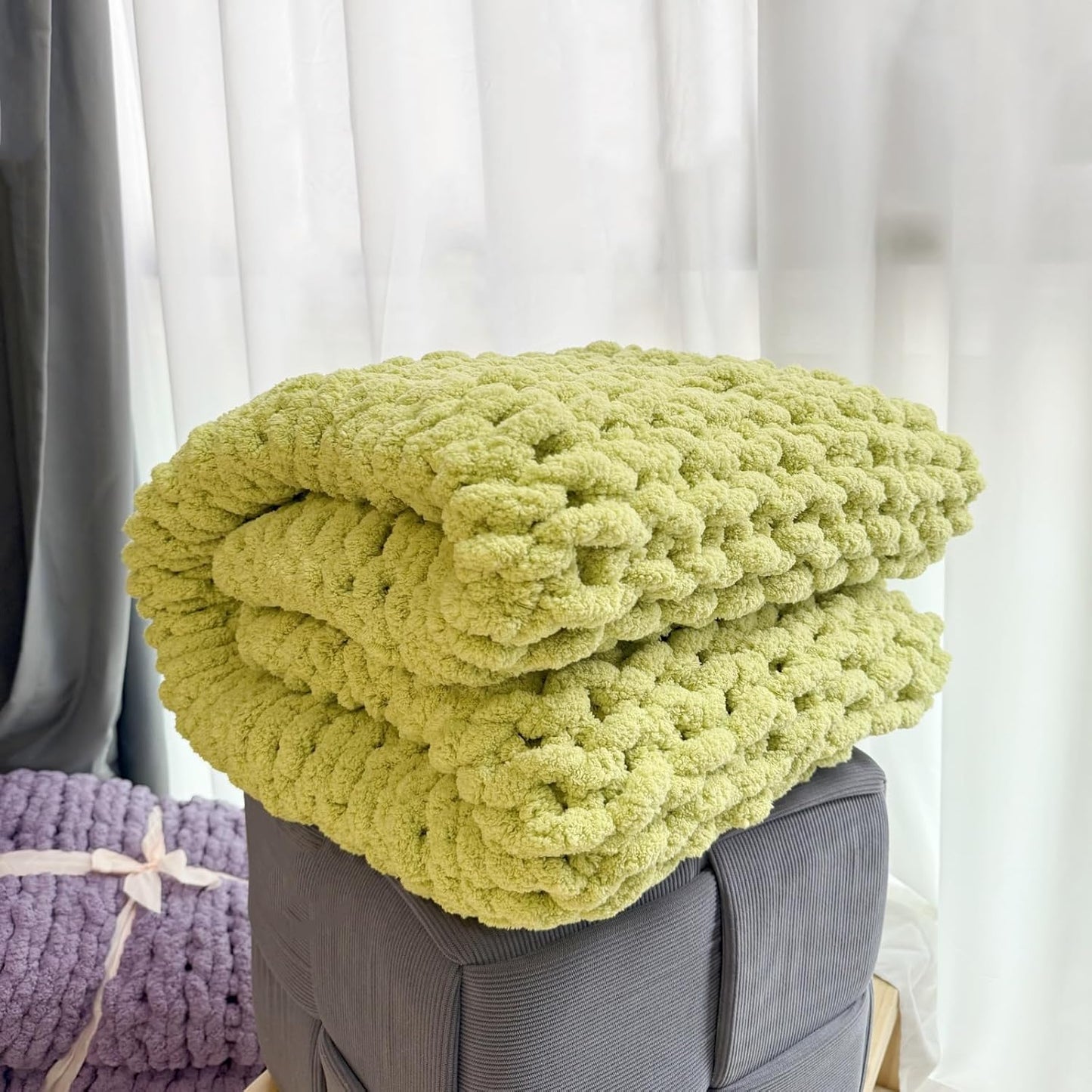 Chunky Knit Blanket Throw 40"×40", Chenille Throw Blankets, Handmade Warm & Cozy Blanket Couch Bed Home Decor, Soft Breathable Fleece Banket, Christmas for Couch Bed Sofa Best Gift (Green)