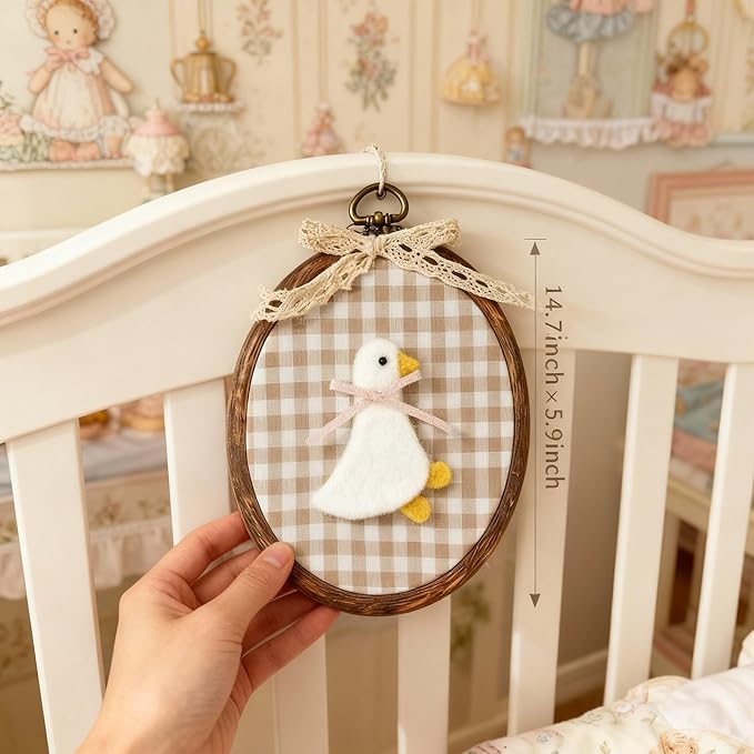 Soulchen Felted Goose Nursery Wall Decor Cute Vintage Silly Goose Wall Art Decorative Artwork for Nursery Bathroom Living Room Baby Room Bedroom Farmhouse Decoration