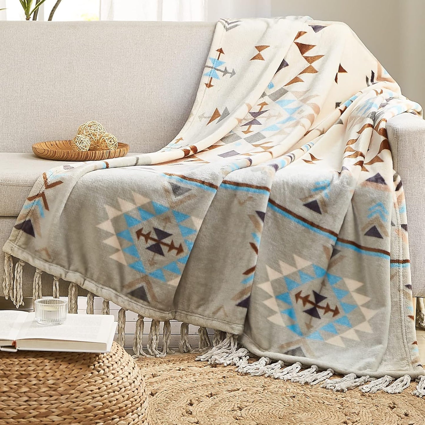 CASAAGUSTO Boho Throw Blanket - Green and Beige Decorative Blankets with Tassel, Printed Flannel Bohemian Blanket for Chair, Bed, Sofa, Couch(60 * 80, Green and Beige)