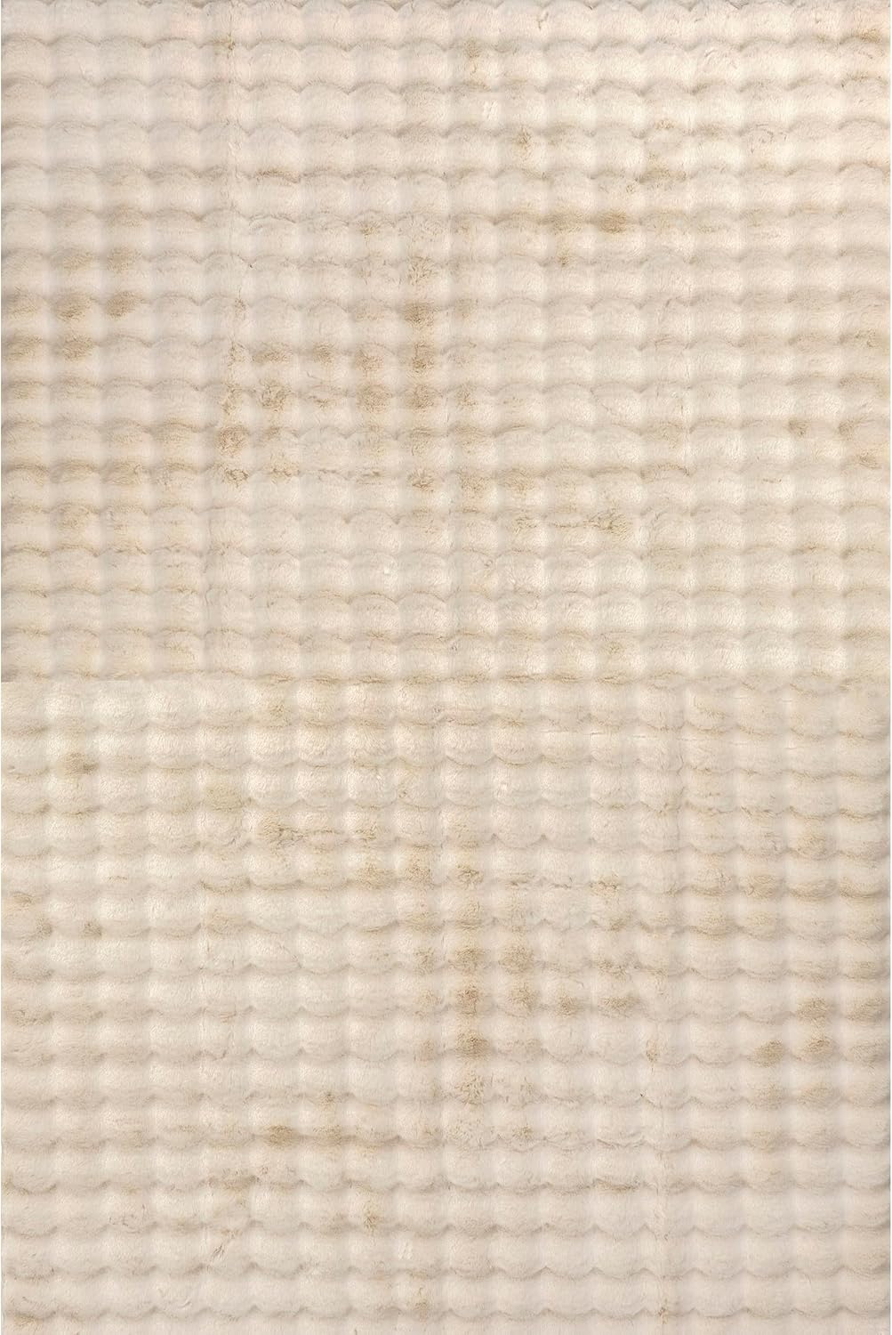 nuLOOM Jeni Solid Faux Rabbit Machine Washable Area Rug, Oval 5' x 7'6", Beige
