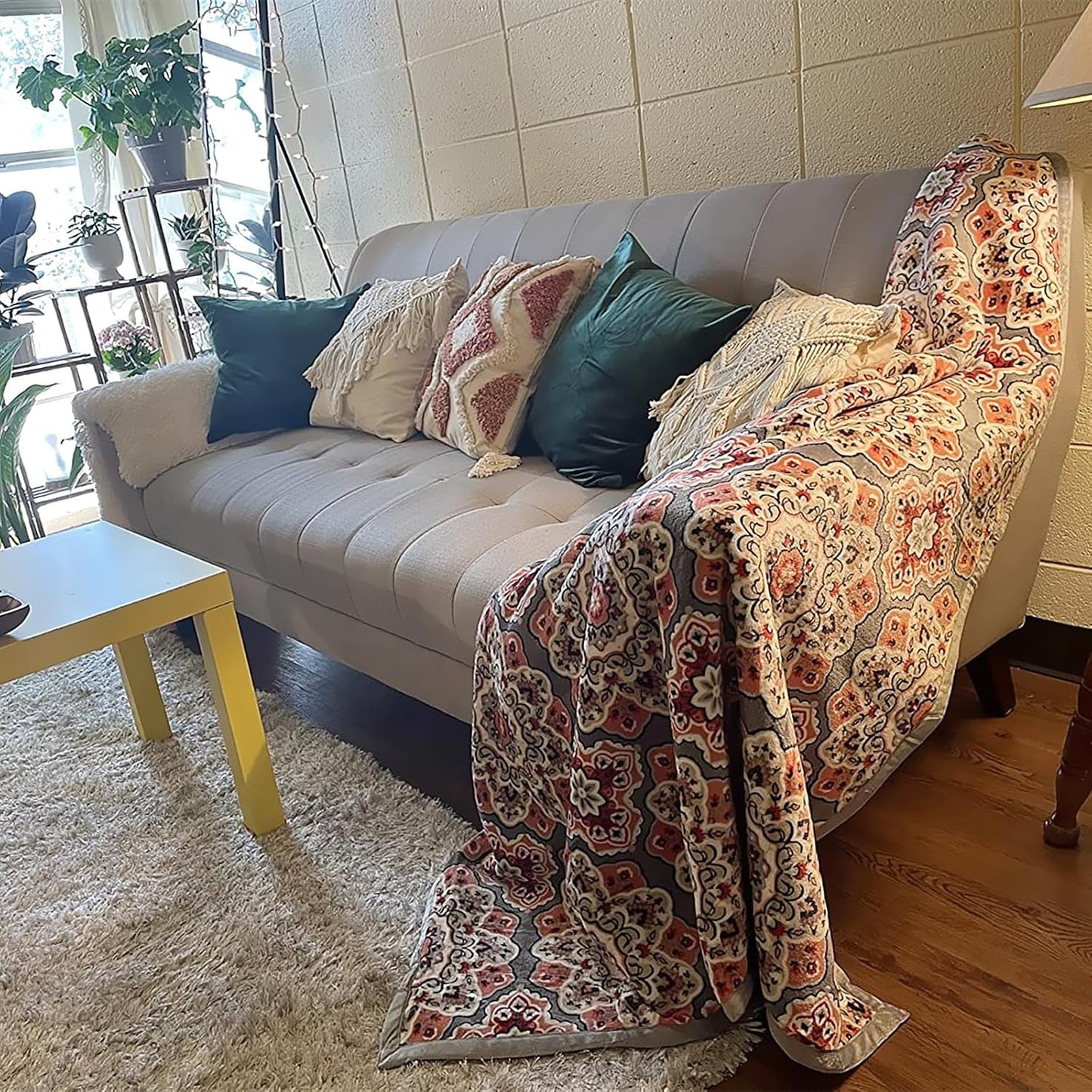 UKELER Flannel Sherpa Throws 60'' x 50', Cute Floral Design Soft Plush Flannel Blanket Throws for Bed/Couch/Sofa/Office/Camping