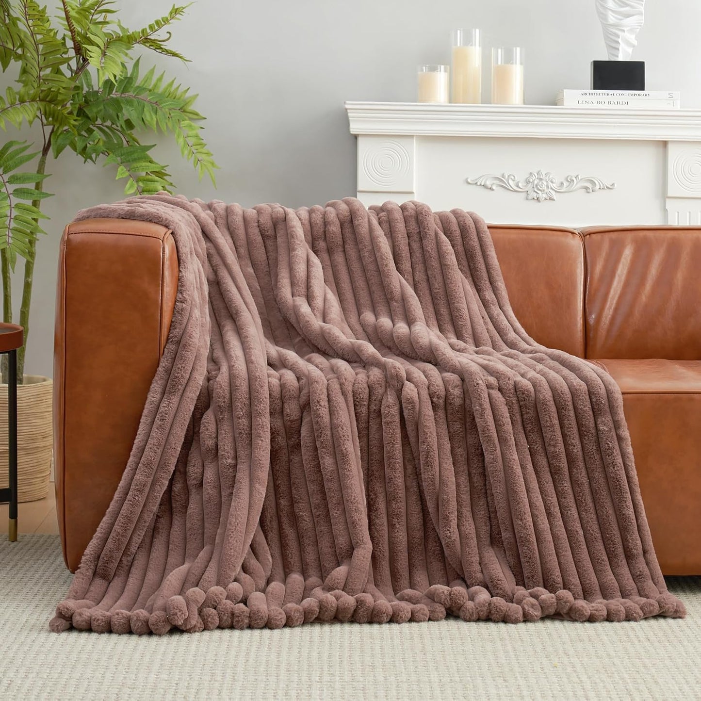 Amélie Home Faux Fur Throw Blanket for Couch, Cozy Fuzzy Fluffy Fur Luxurious Soft Striped Plush Gift Blankets for Family Sofa Chair Bed Living Room Bedroom, 55"x70", Light Coffee
