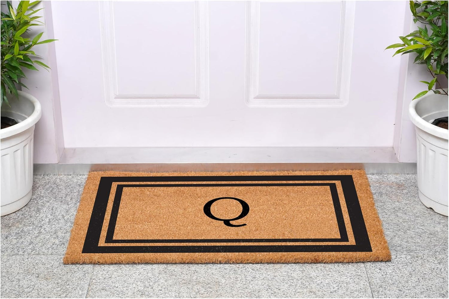 Calloway Mills 152962436Q Black Border 24" x 36" Monogram Doormat, (Letter Q)