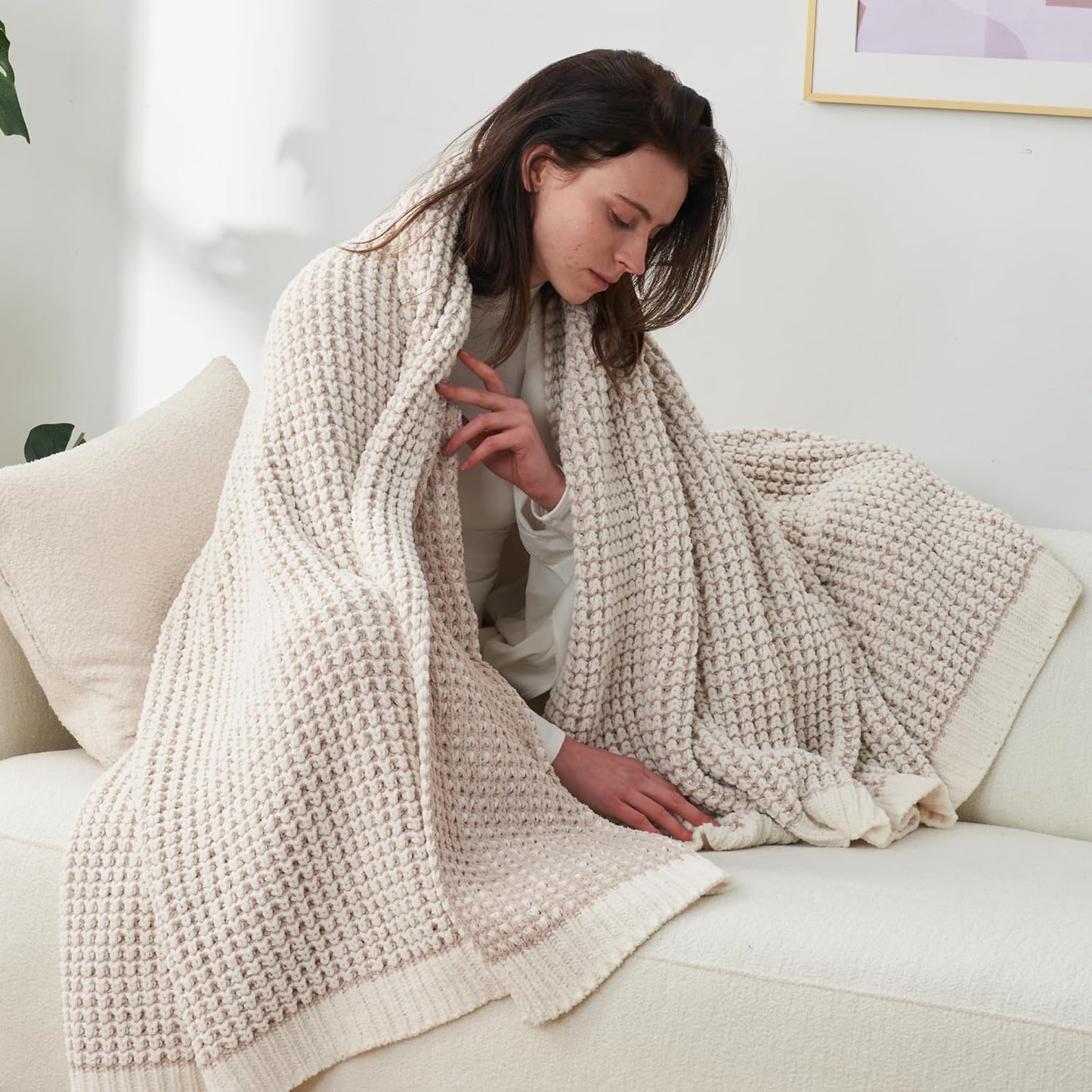 Amélie Home Chenille Waffle Throw Blanket for Couch, Reversible Pineapple Stitch Knit Soft Cozy Knit Blanket Lightweight Warm Decorative Throw for Sofa, Bed, Living Room, 60"x80", Beige&Ivory