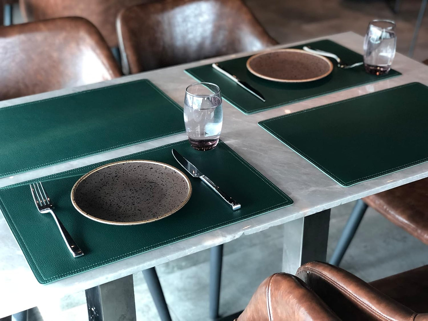Set of 8 Faux Leather Placemats, PU Table Mats, Waterproof, Stain Resistant, Heat Resistant, Easy to Clean for Kitchen Dining Table,Conference Table
