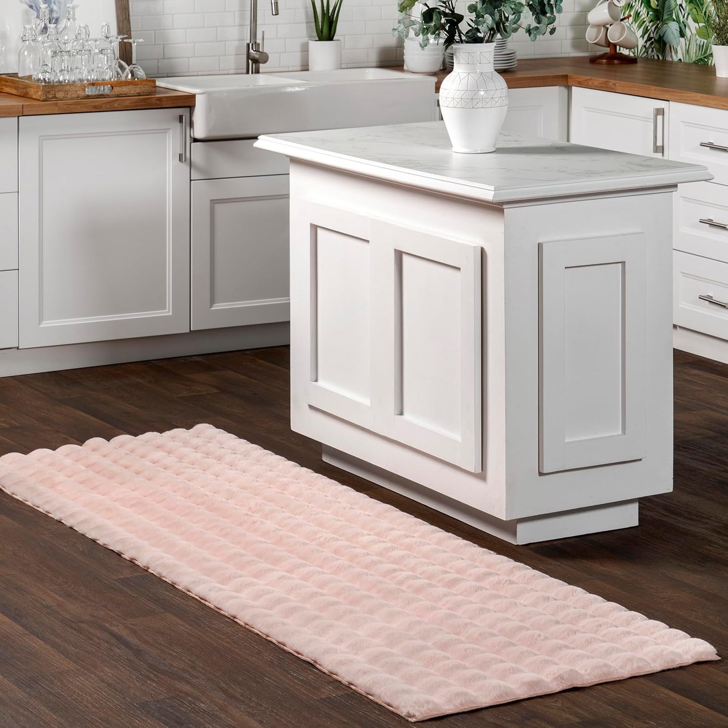 nuLOOM 2' x 8' Cozy Plush SuperiorWash Area Rug, Machine Washable, Non-Slip, Soft Fluffy Shag Carpet for Living Room Bedroom Kids Room Nursery Home Decor, Jeni Blush