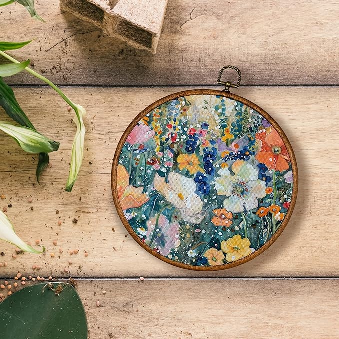 KSDUT Neutral Floral Botanical Wall Decor Art - Vintage Flower Wall Art Canvas Frame Hanging Prints, Preppy Trendy Wildflower Round Wall Art Decor for Farmhouse Gallery Home Decorations 10"x10"