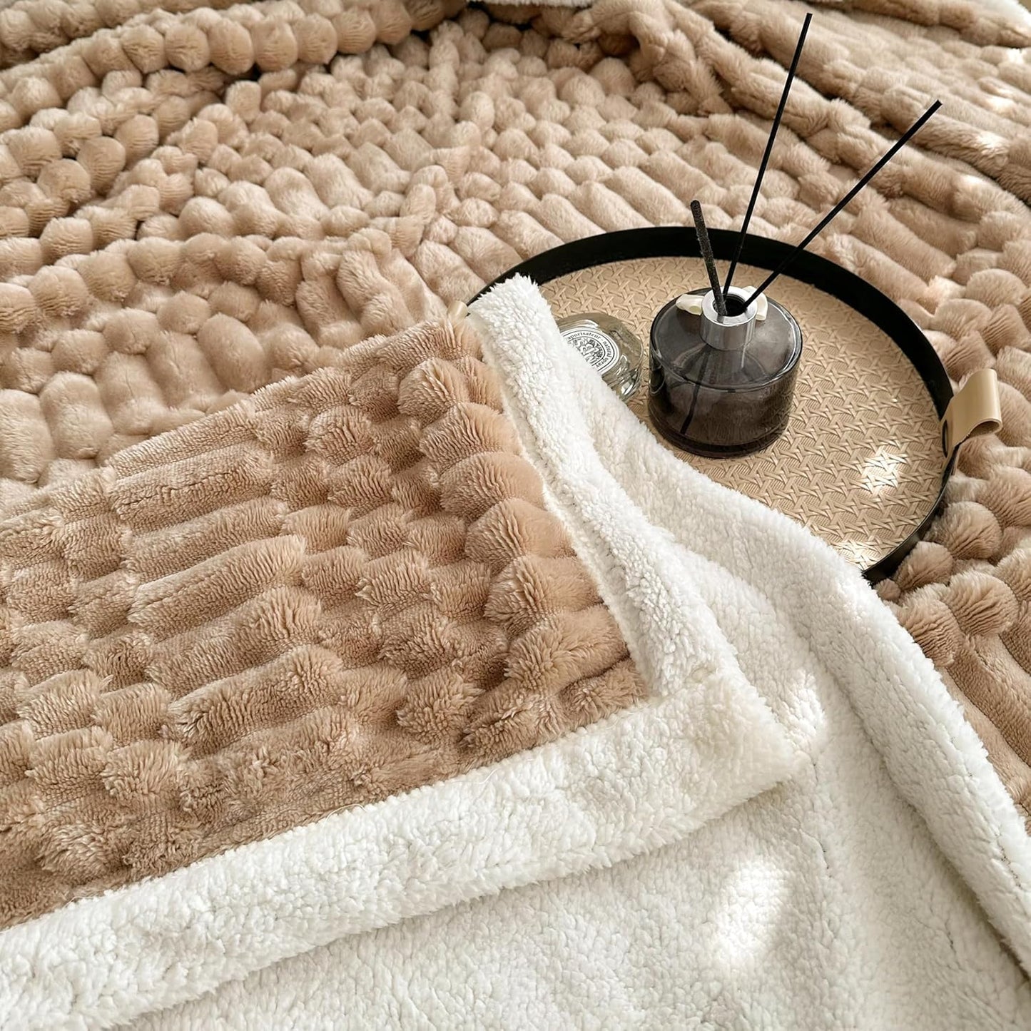 UKELER Sherpa Throw Blanket 60 × 80 inch, 470 GSM Striped Sherpa Fleece Blanket for All Season, Warm and Cozy Blankets for Couch Sofa Bed Office Camping, Camel