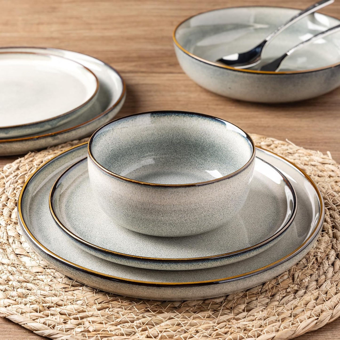 GBHOME Ceramic Dinnerware Sets for 6, 18 Pieces Stoneware Plates and Bowls Sets, Reactive Glaze Dishes -Scratch Resistant, Dishwasher&Microwave Safe, Green Wheat