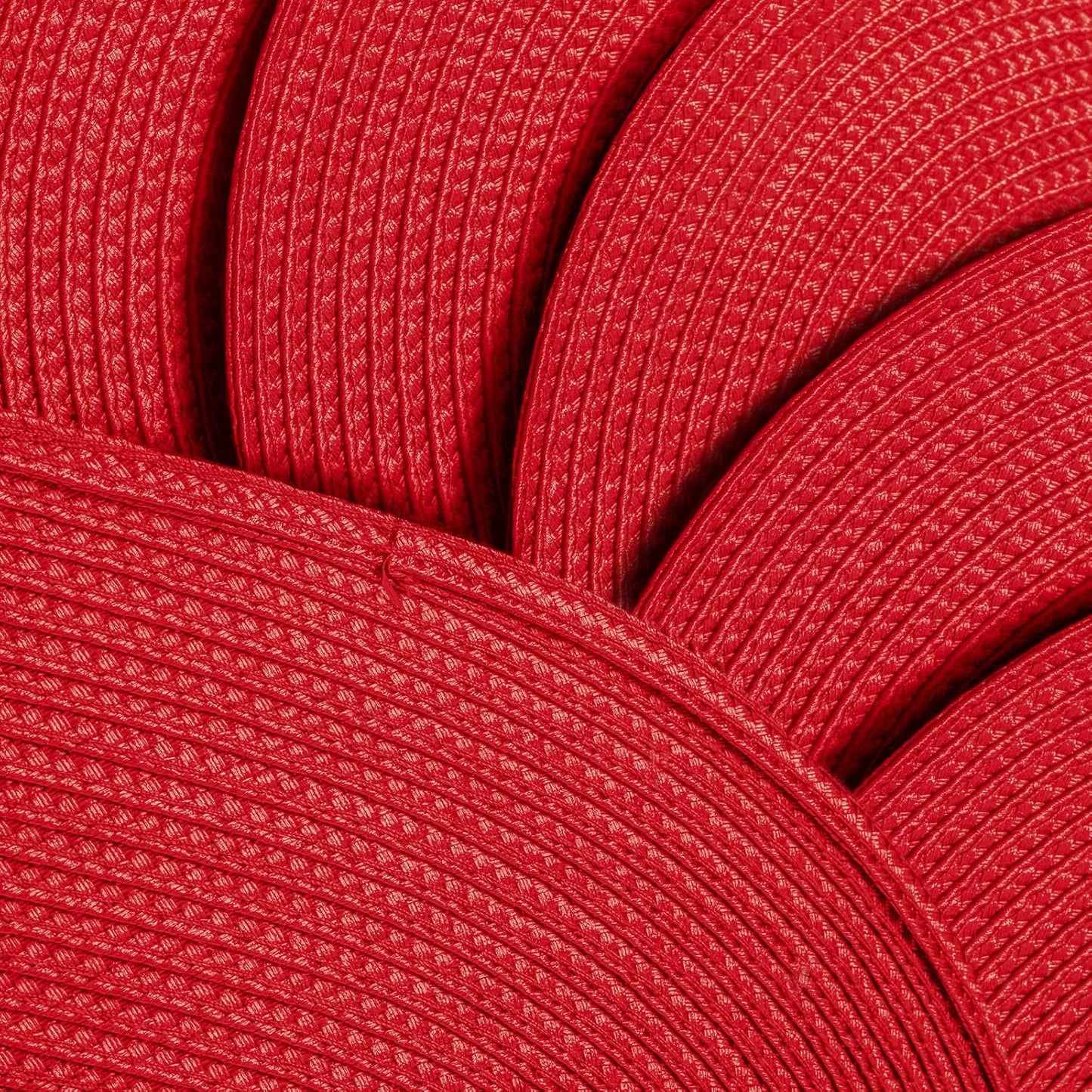 AHHFSMEI Placemats Set of 4 for Dining Table Washable Woven Vinyl Non-Slip 18x12 inches Placemat Heat-Resistant Durable Table Mats for Dining Table Easy to Clean (Oval red, 4)