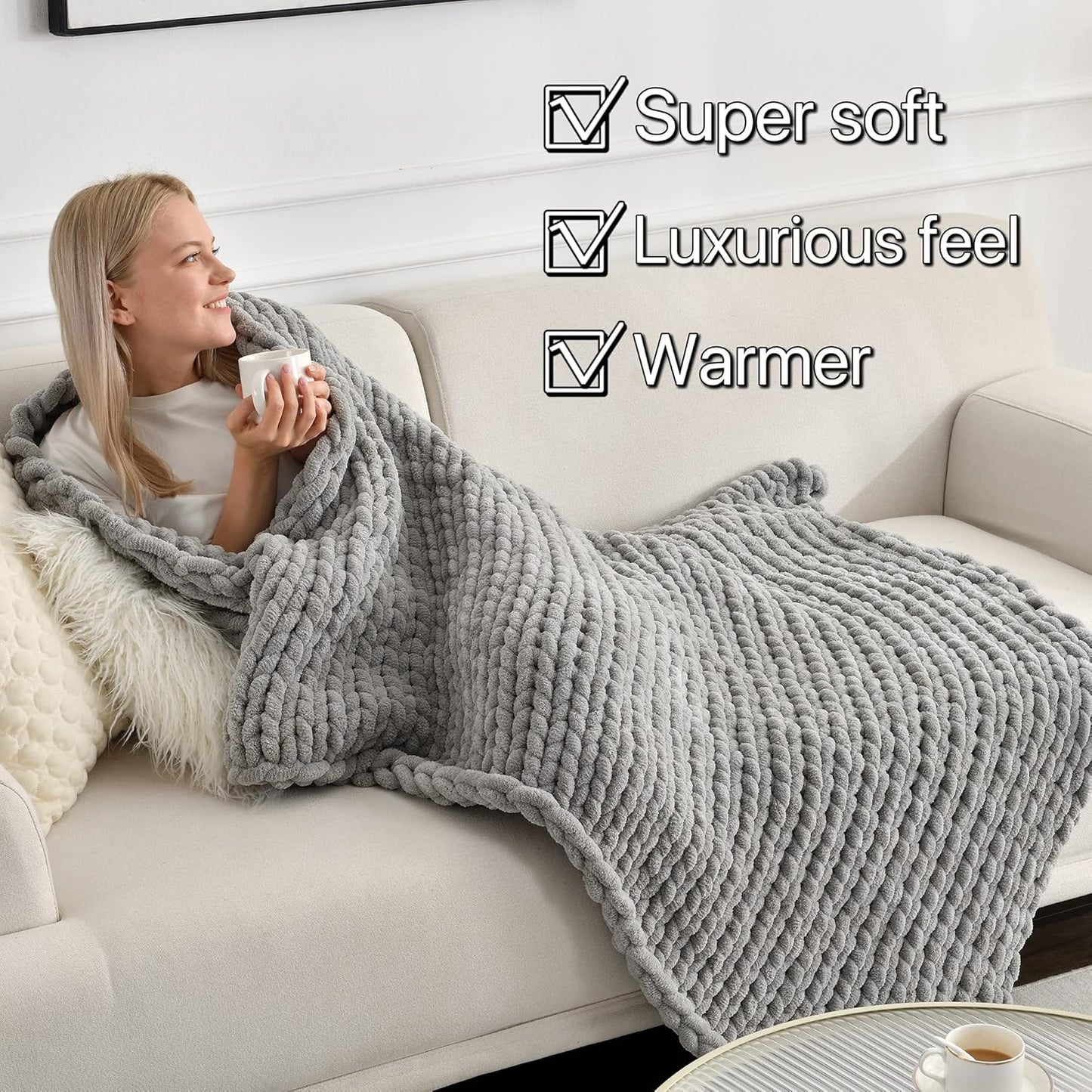 Maetoow Tighter Version Chenille Chunky Knit Blanket Throw （40×50 Inch）, Handmade Warm & Cozy Blanket Couch, Bed, Home Decor, Soft Fleece Banket, Boho Thick Blankets and Giant Yarn Throws，Light Grey